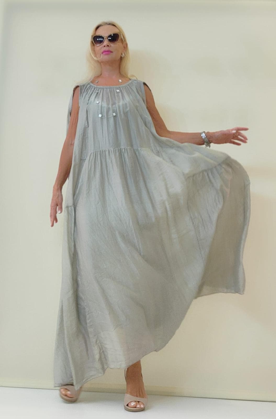 Colectie de vara 2026 - Rochie Maxi Salvie